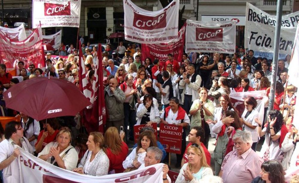 Médicos bonaerenses le piden a Vidal que reabra las paritarias